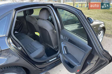 Седан Audi A4 2010 в 