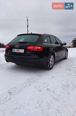 Універсал Audi A4 2011 в 