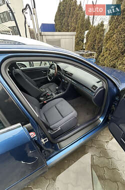 Универсал Audi A4 2004 в 