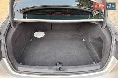 Седан Audi A4 2012 в 
