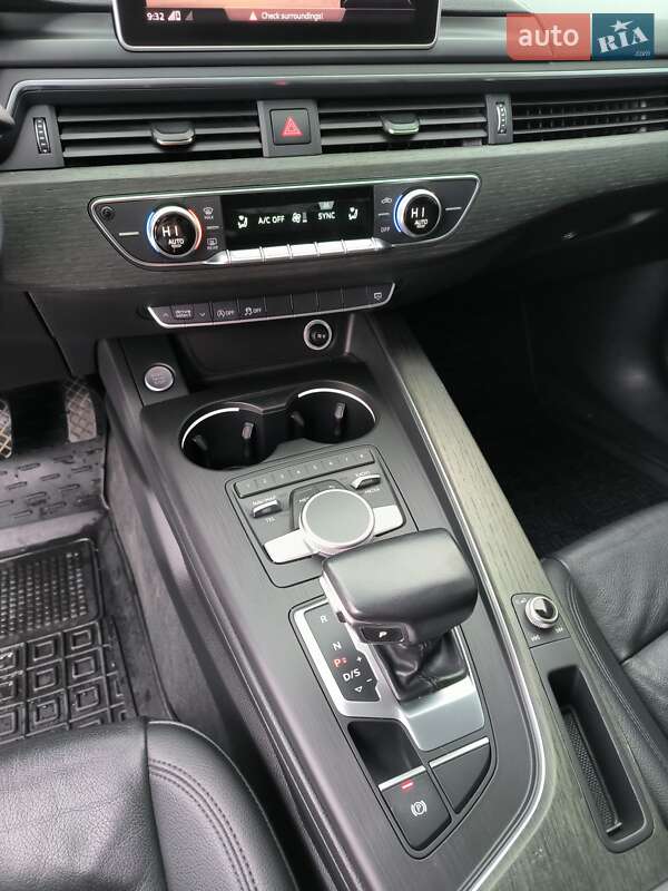 Седан Audi A4 2016 в Ромнах