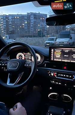 Седан Audi A4 2023 в 
