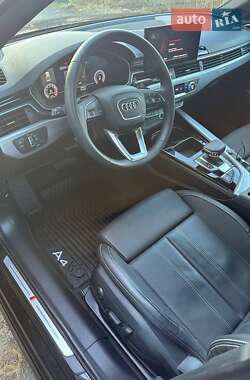 Седан Audi A4 2023 в Рівному