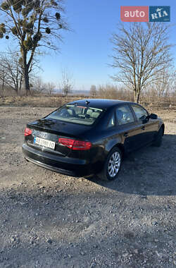 Седан Audi A4 2013 в Тульчине