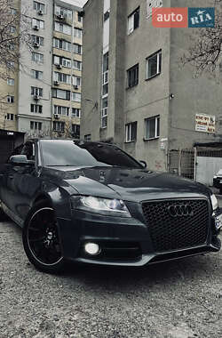 Седан Audi A4 2011 в Одесі