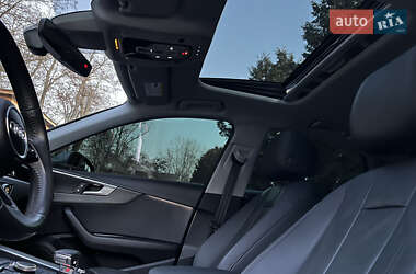 Седан Audi A4 2019 в 