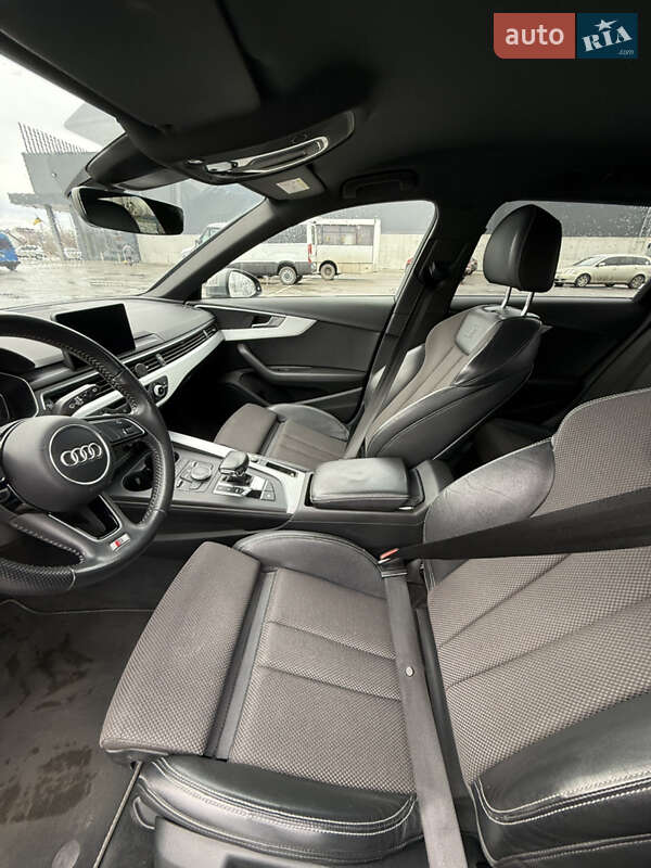 Универсал Audi A4 2017 в Киеве