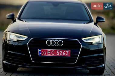 Универсал Audi A4 2019 в 