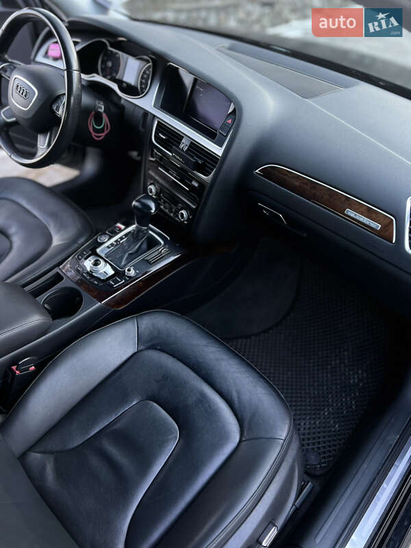 Седан Audi A4 2014 в Черкасах