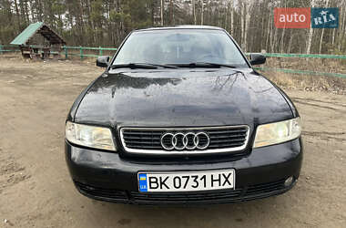 Універсал Audi A4 2000 в Клесовому