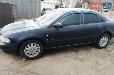 Седан Audi A4 1995 в 