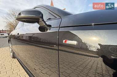 Седан Audi A4 2022 в Львове