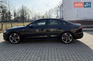 Седан Audi A4 2022 в Львове