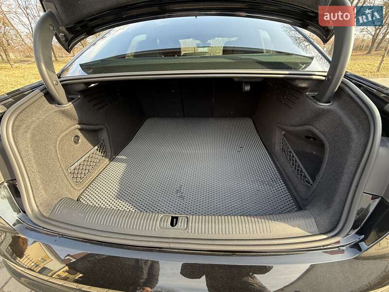 Седан Audi A4 2022 в Львове фото 104 Седан Audi A4 2022 в Львове