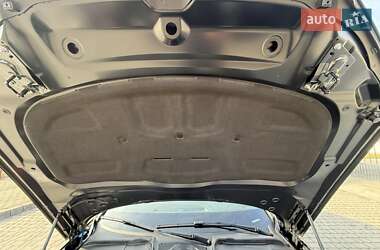 Седан Audi A4 2022 в Львове