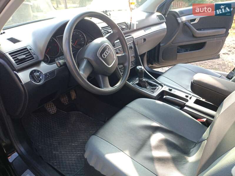 Универсал Audi A4 2005 в Добромиле