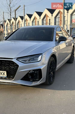 Седан Audi A4 2016 в 