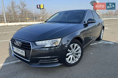 Седан Audi A4 2016 в 