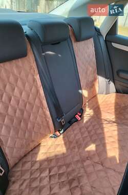 Седан Audi A4 2006 в 