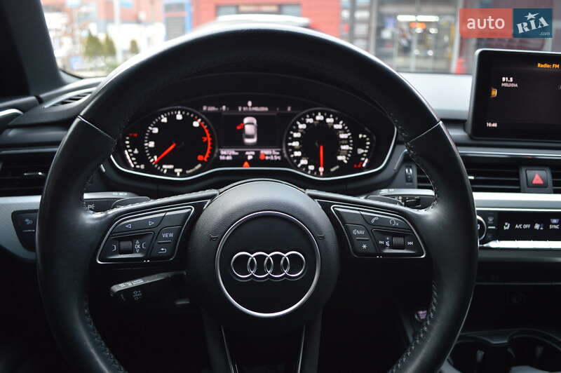 Седан Audi A4 2017 в Львові