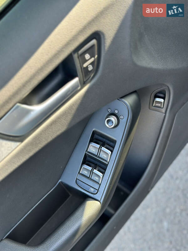 Седан Audi A4 2012 в Кривом Роге фото 10 Седан Audi A4 2012 в Кривом Роге