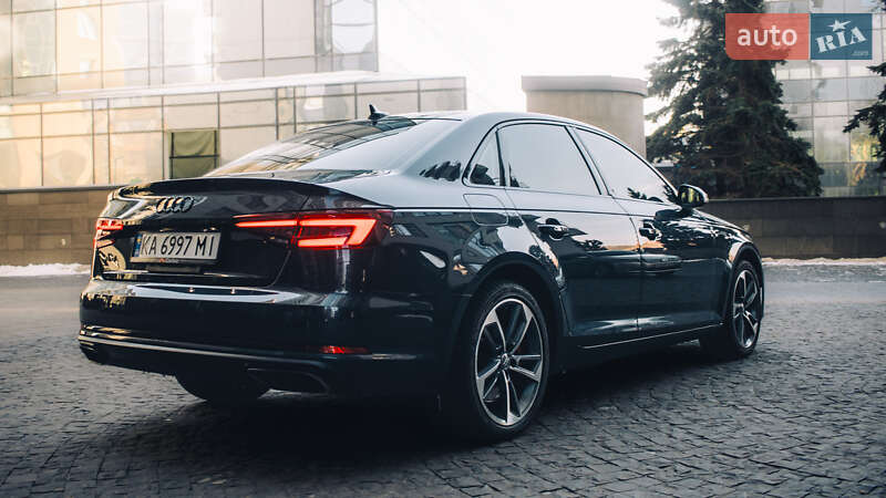 Седан Audi A4 2019 в Киеве