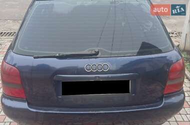 Универсал Audi A4 1997 в 