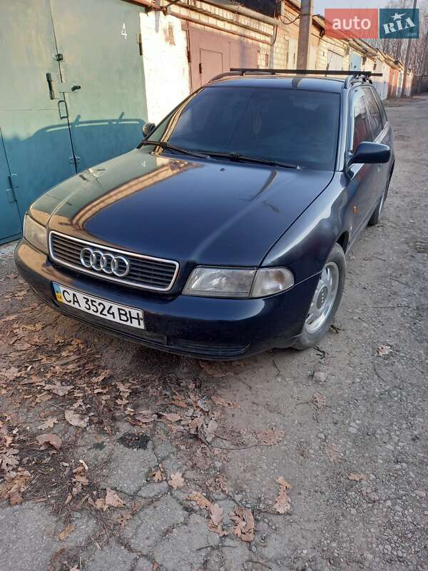 Универсал Audi A4 1997 в Умани
