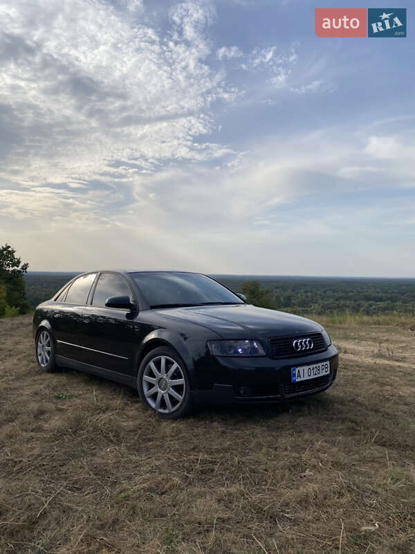 Седан Audi A4 2003 в Киеве