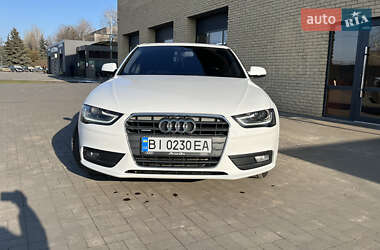 Седан Audi A4 2012 в Миргороде