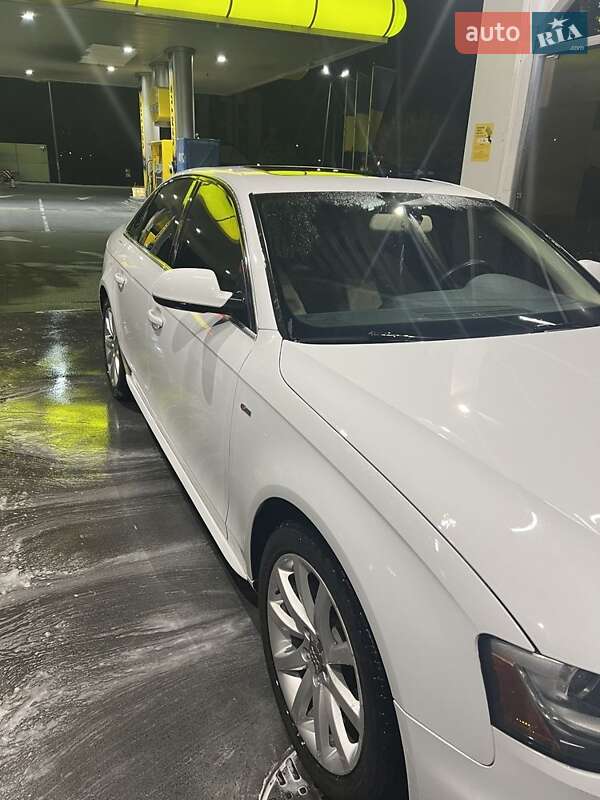 Седан Audi A4 2013 в Києві