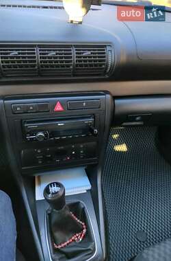Універсал Audi A4 1999 в 