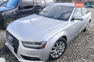 Седан Audi A4 2013 в 
