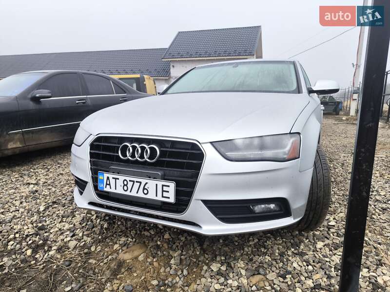 Седан Audi A4 2013 в Коломые