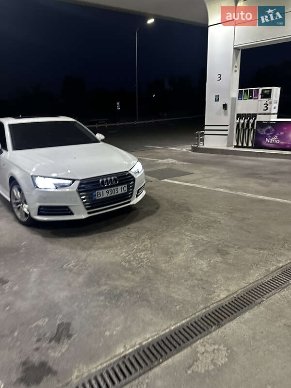 Седан Audi A4 2016 в Киеве