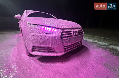 Седан Audi A4 2016 в 