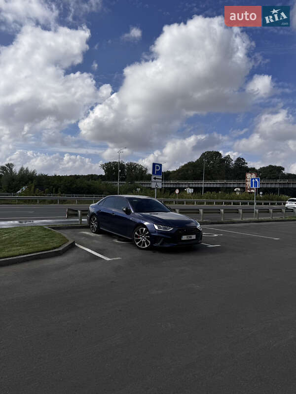 Седан Audi A4 2021 в Черкассах