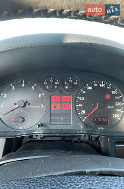 Седан Audi A4 1995 в 