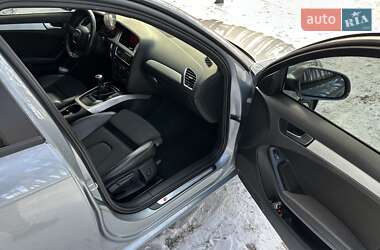 Седан Audi A4 2011 в Вишневом