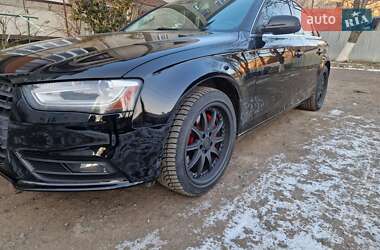 Седан Audi A4 2013 в Снятині