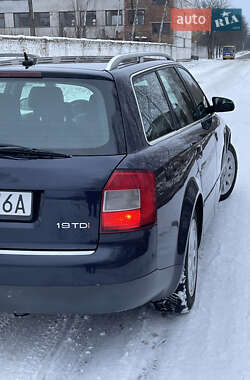 Универсал Audi A4 2003 в Звягеле