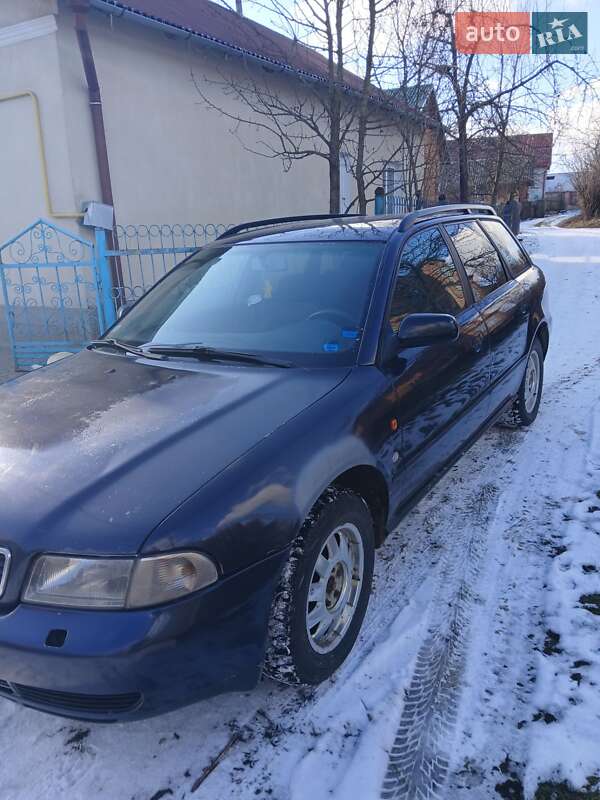 Универсал Audi A4 1996 в Львове
