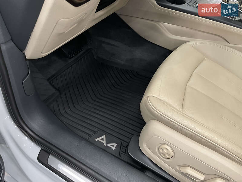 Седан Audi A4 2017 в Ужгороде
