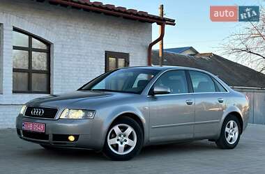 Седан Audi A4 2004 в Красилове