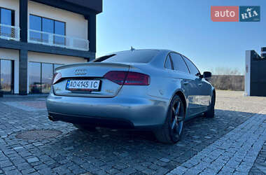 Седан Audi A4 2011 в 