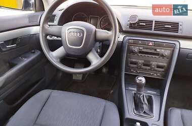 Седан Audi A4 2005 в 