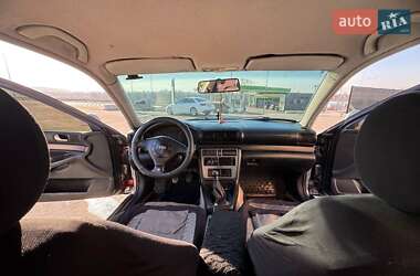Седан Audi A4 1996 в 