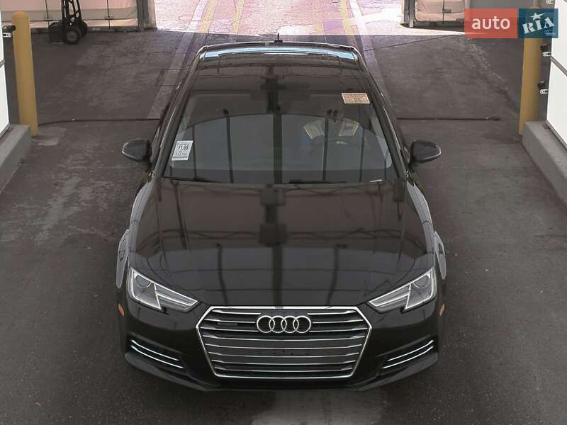 Седан Audi A4 2016 в Львове