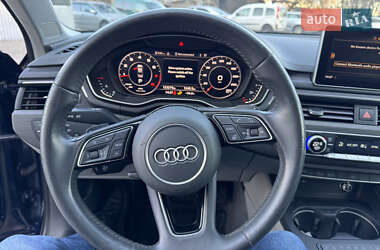 Седан Audi A4 2019 в Львові