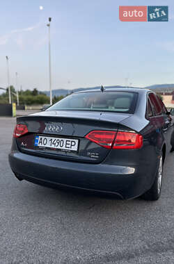 Седан Audi A4 2011 в 